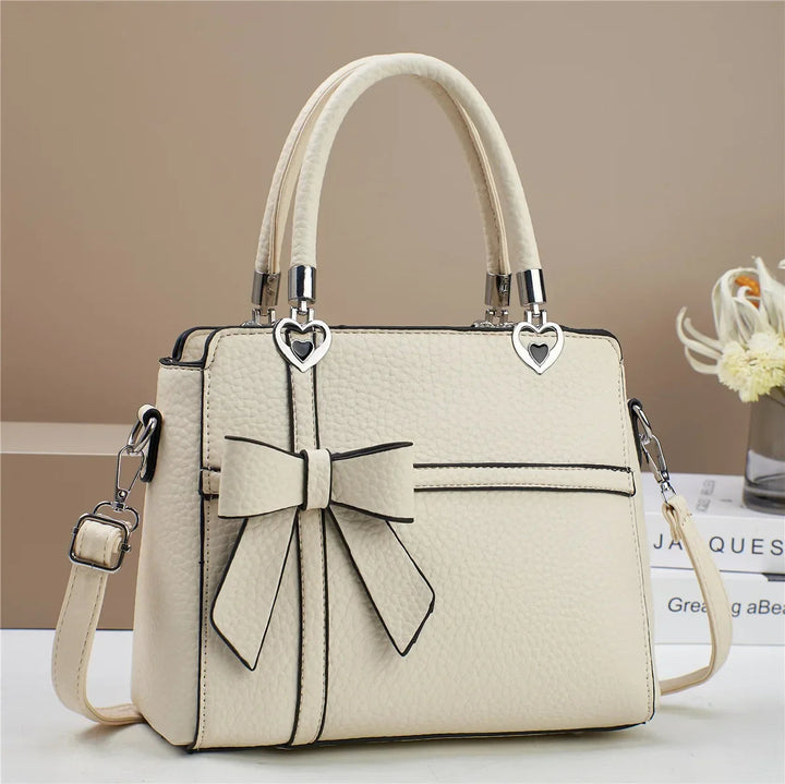 Amara Heart Bag with Bow - Eliza-Warszawa