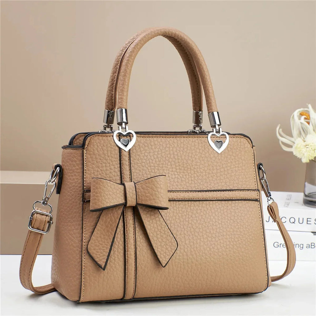 Amara Heart Bag with Bow - Eliza-Warszawa