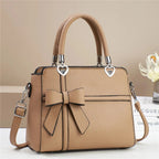 Amara Heart Bag with Bow - Eliza-Warszawa