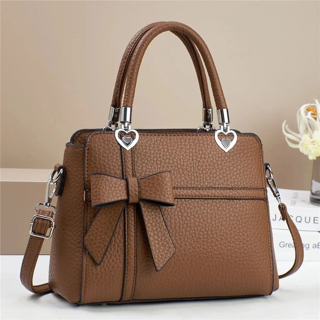 Amara Heart Bag with Bow - Eliza-Warszawa