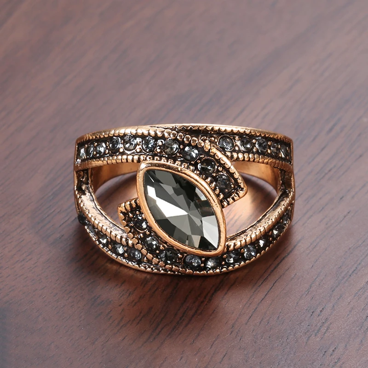 Black Crystal Ring