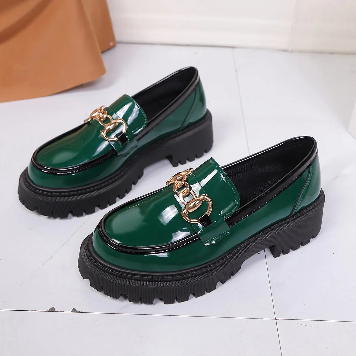 Bristol Leather Lug Sole Loafer - Eliza-Warszawa