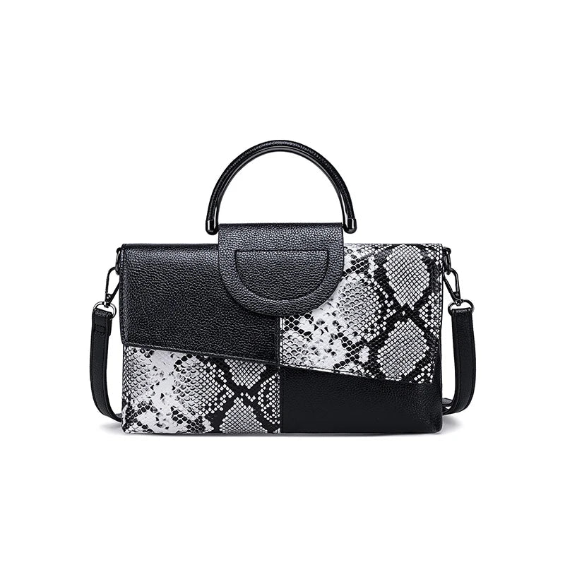 Celine™ - Elegant black handbag with a leather finish - Eliza-Warszawa