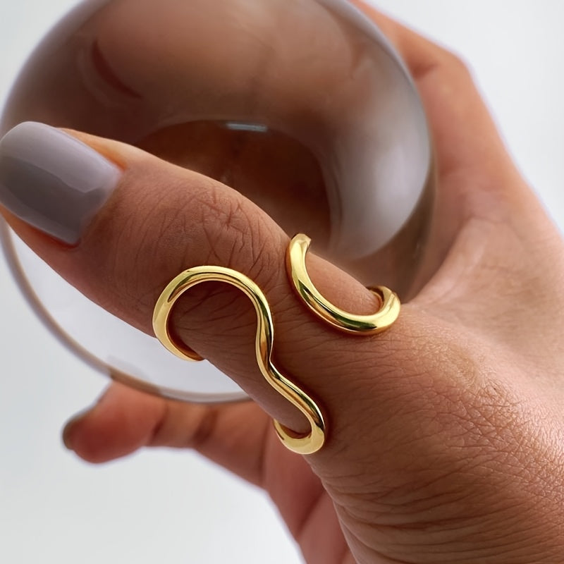 Chic Asymmetrical Wave Ring - Eliza-Warszawa