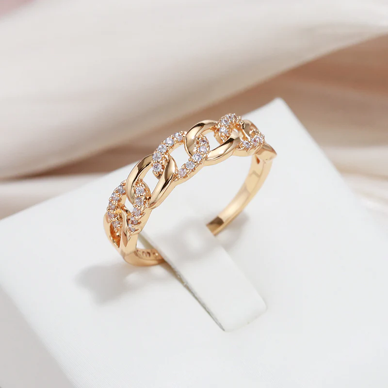 Chic Gold Link Ring - Eliza-Warszawa