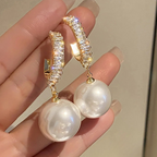 Chic Pearl & Zirconia Earrings