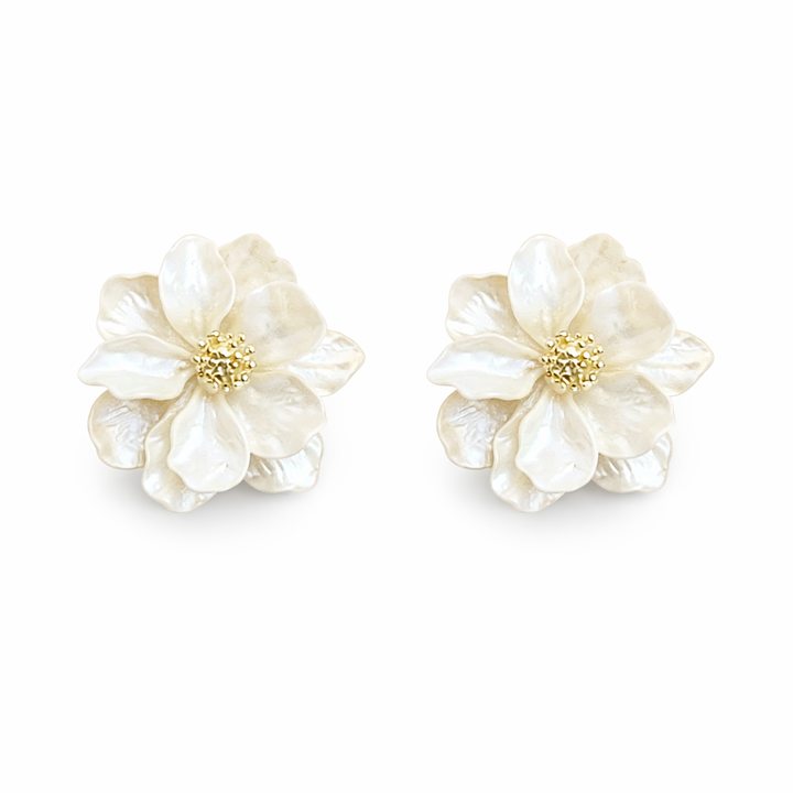 Chic White Acrylic Flower Stud Earrings