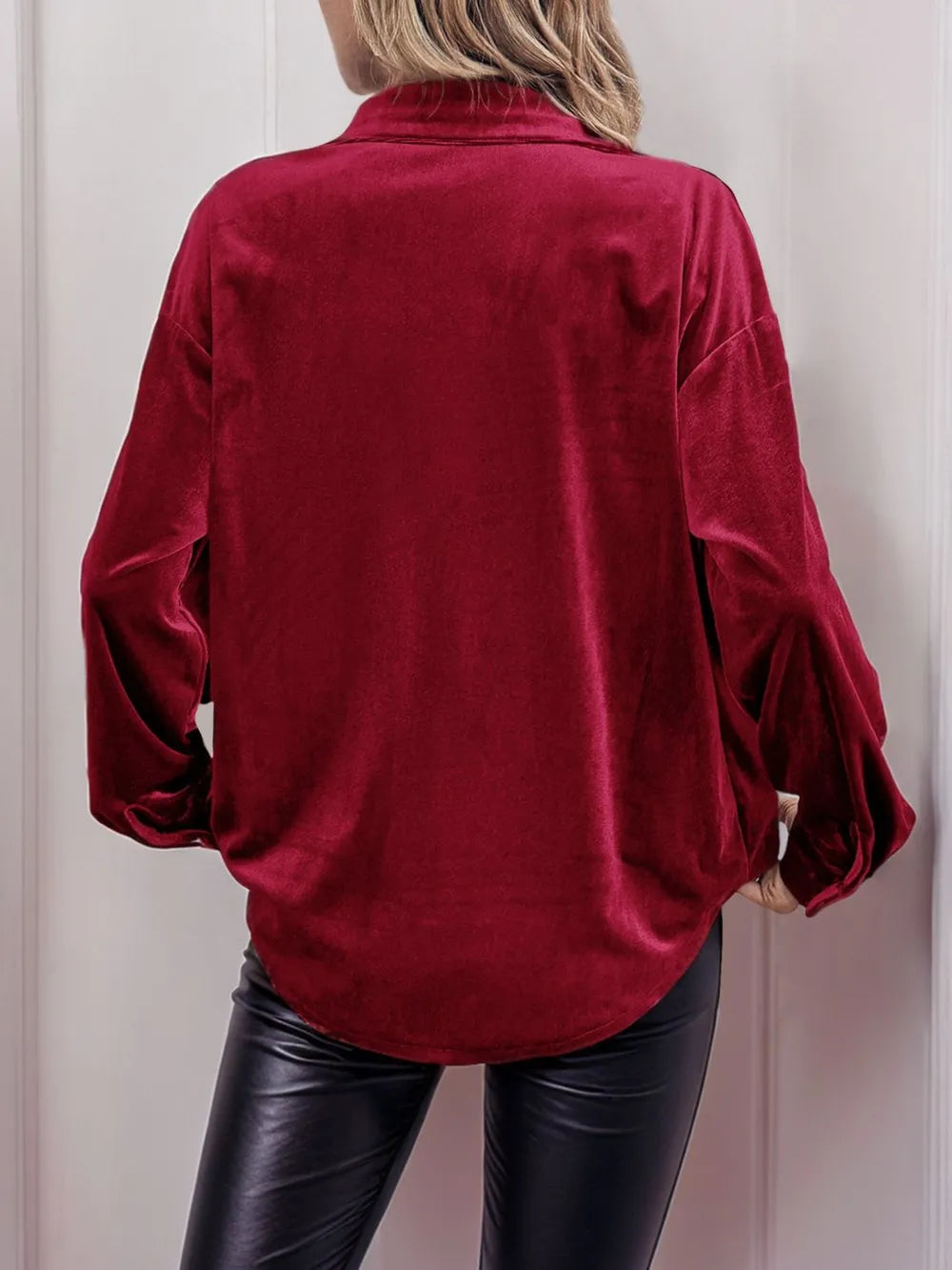 Classic Velvet Collared Button-down Long-sleeved Shirt