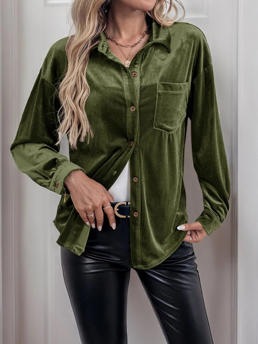 Classic Velvet Collared Button-down Long-sleeved Shirt - Eliza-Warszawa