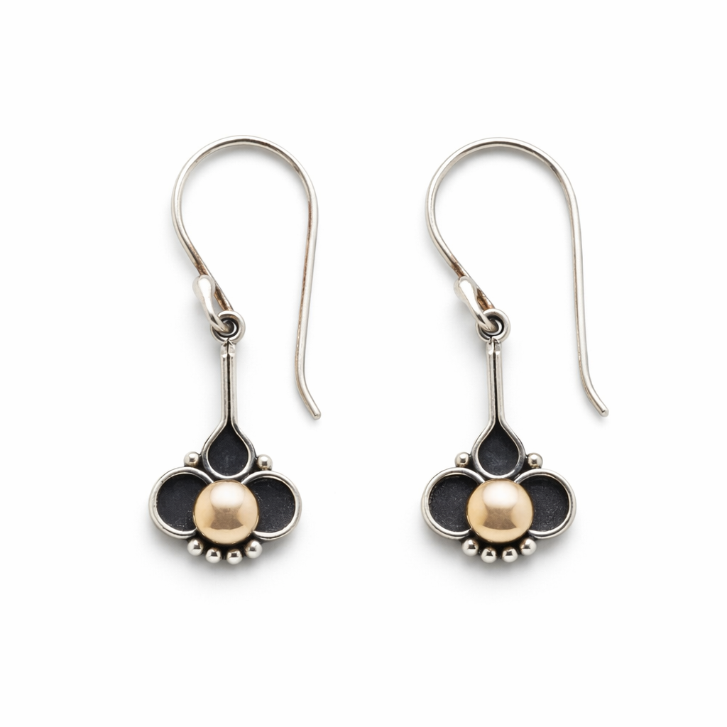Elegant Clover Pearl Silver Earrings