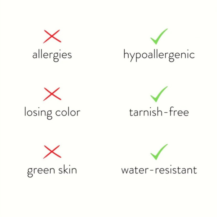 Elegant Gold Flower Necklace