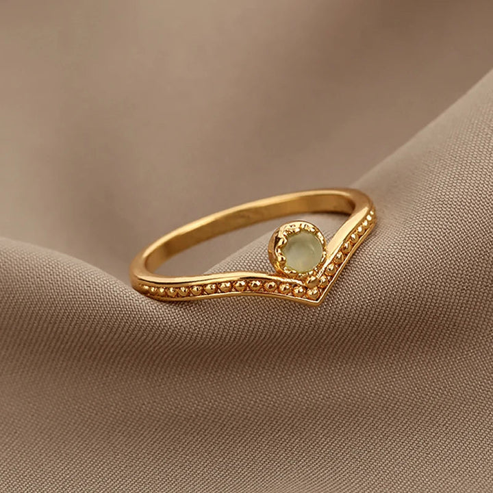 Elegant Gold Waterdrop Opal Crown Ring