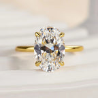 Elegant Oval Crystal Promise Ring - Eliza-Warszawa