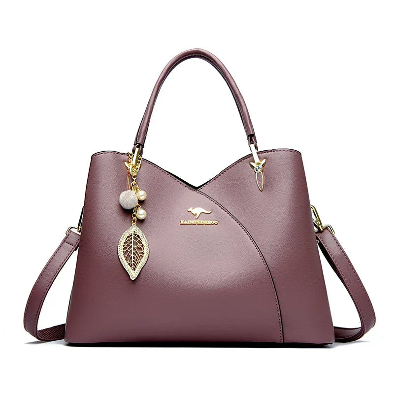 Felina™ - Elegant black shoulder bag with fashionable charms - Eliza-Warszawa