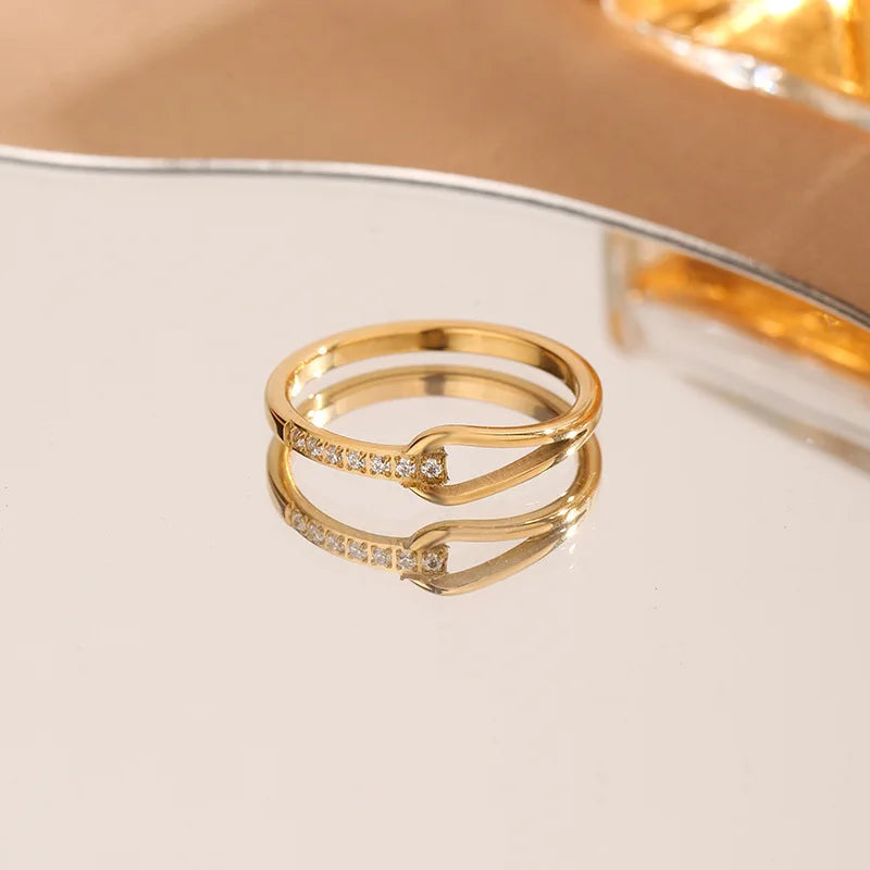 Geometric Elegant Gold Ring - Eliza-Warszawa