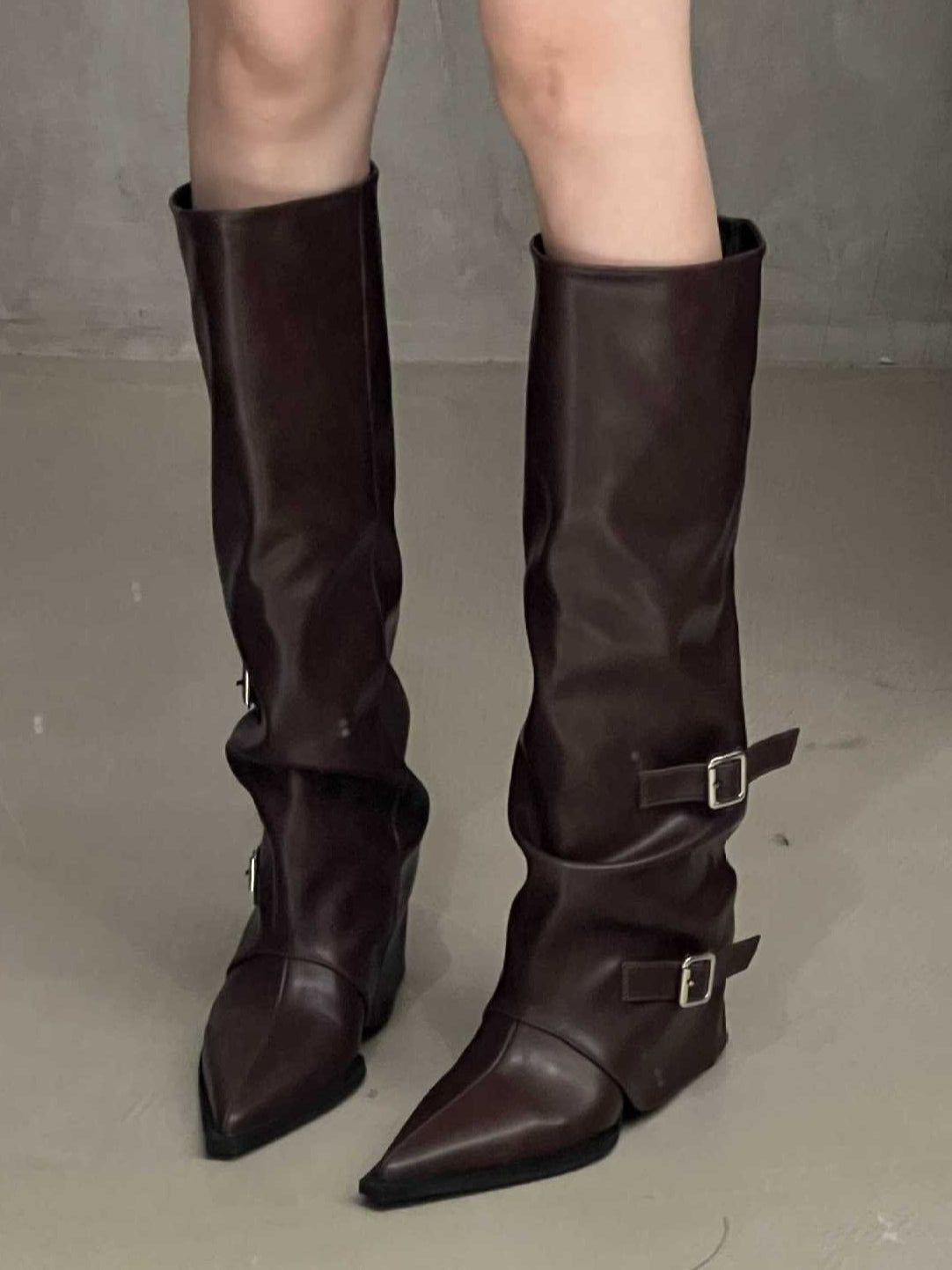 High-top belt buckle pointed toe thick-heeled boots - Eliza-Warszawa
