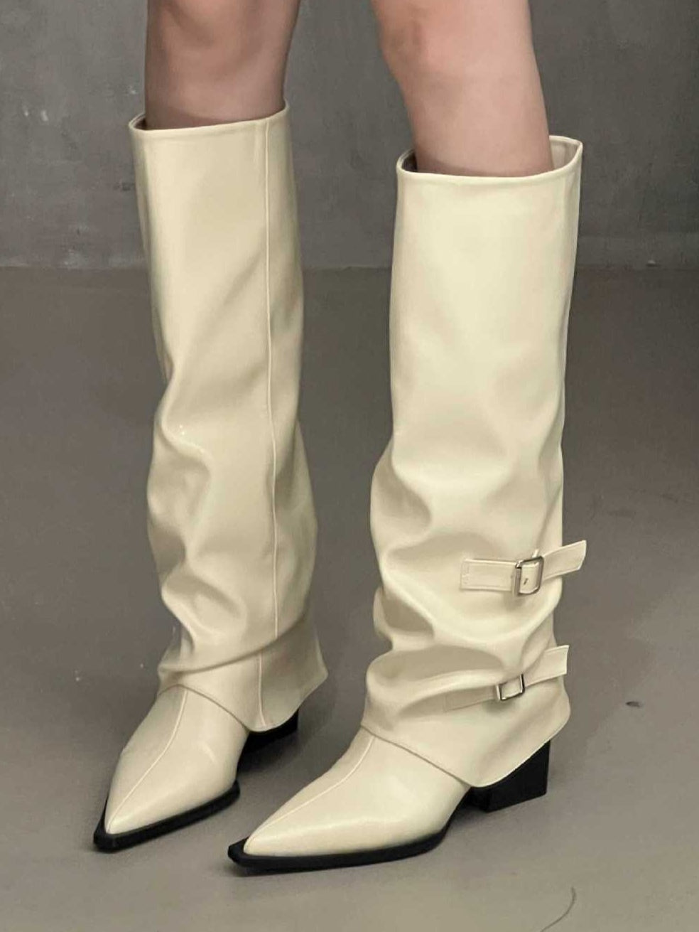 High-top belt buckle pointed toe thick-heeled boots - Eliza-Warszawa