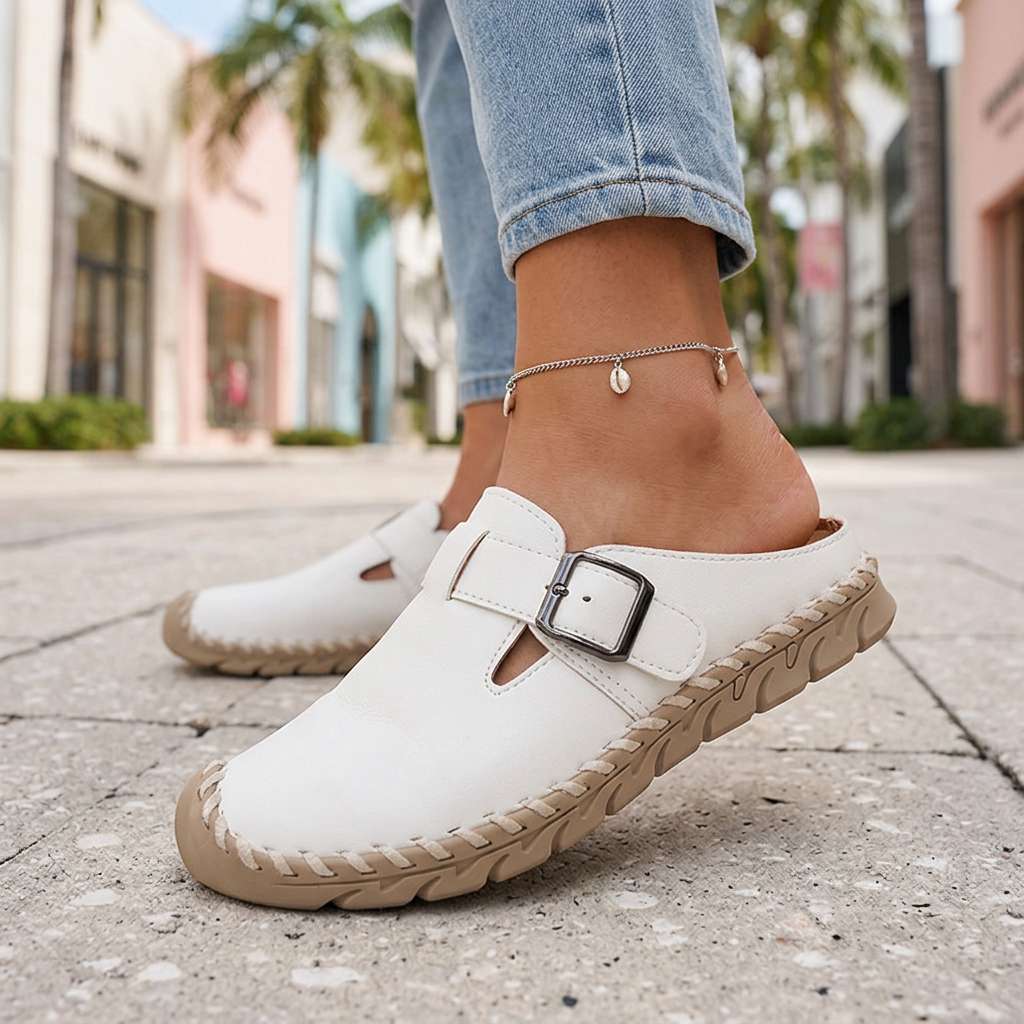 Jane Buckle Clogs - Eliza-Warszawa