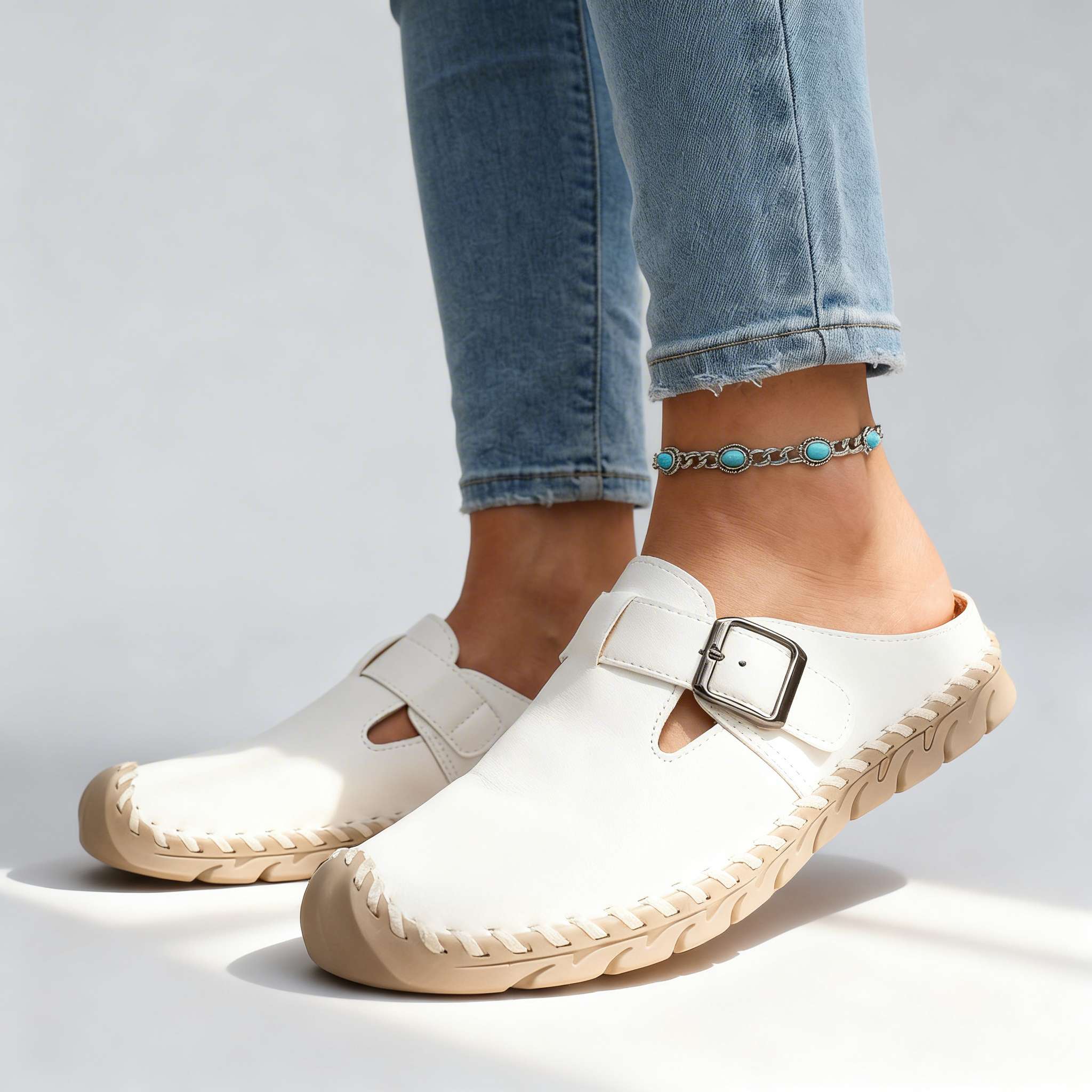 Jane Buckle Clogs - Eliza-Warszawa