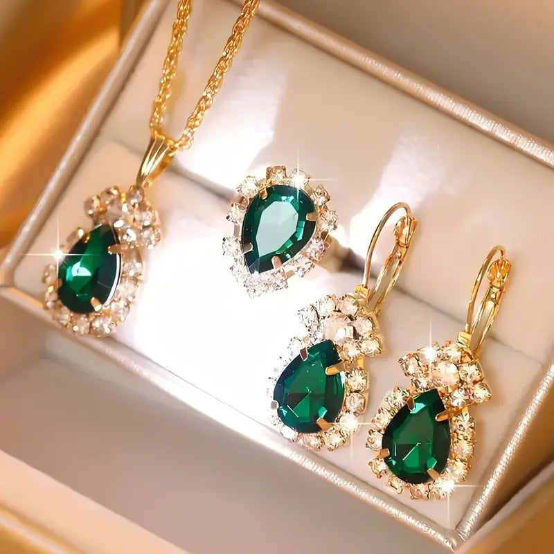Marceline Jadehart Jewelry Set | Gold - Eliza-Warszawa