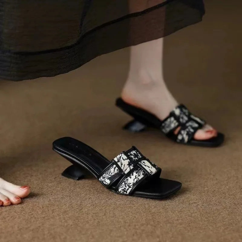 Maren Sculpted Heel Slide Sandals - Eliza-Warszawa