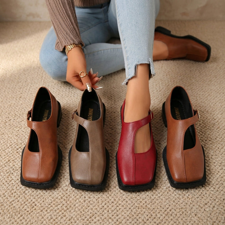 Maura Square Toe Flats - Eliza-Warszawa