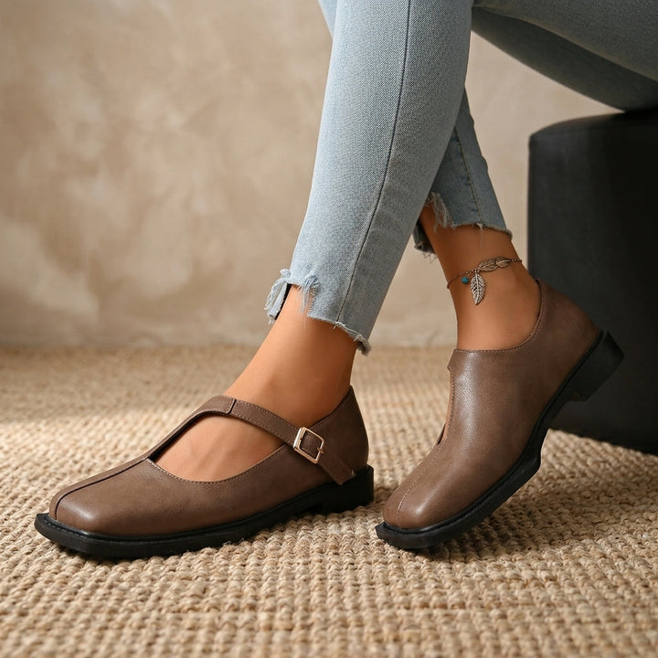 Maura Square Toe Flats - Eliza-Warszawa