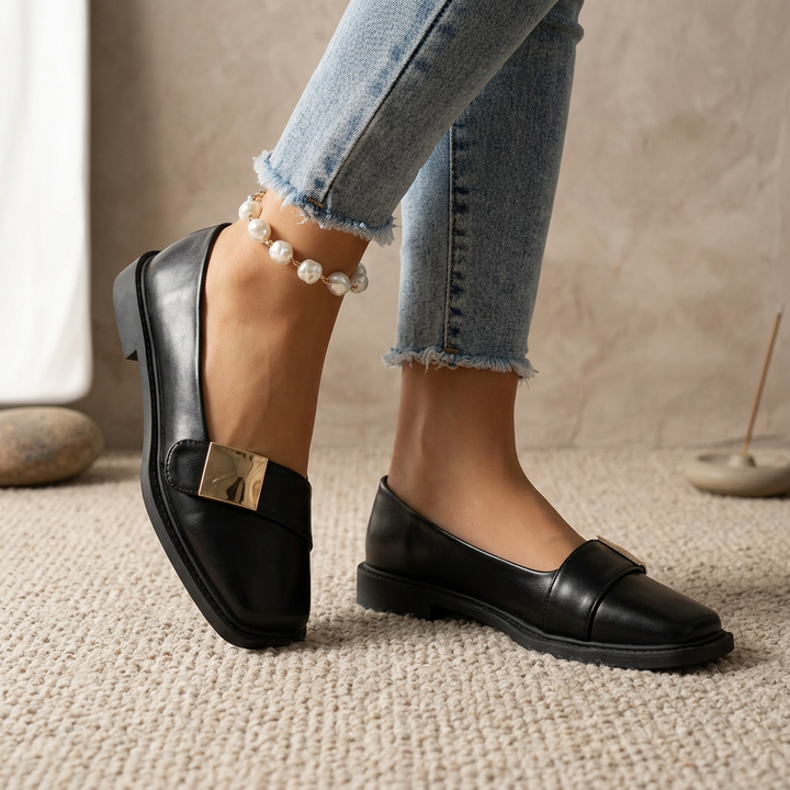 Molly Square Toe Flats - Eliza-Warszawa