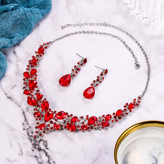 Ruby Crystal Cluster Jewelry Set | White Gold - Eliza-Warszawa