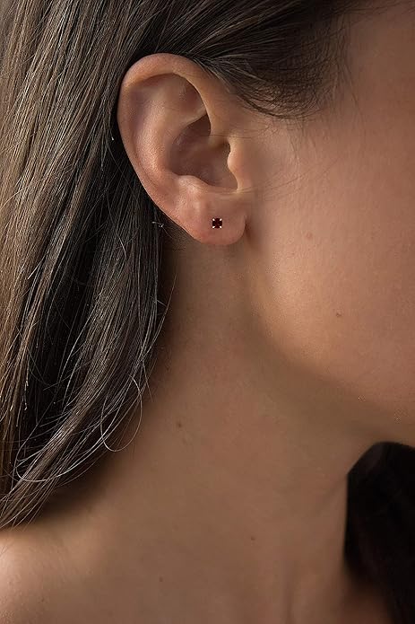 Ruby Round Stud Earrings | Gold - Eliza-Warszawa