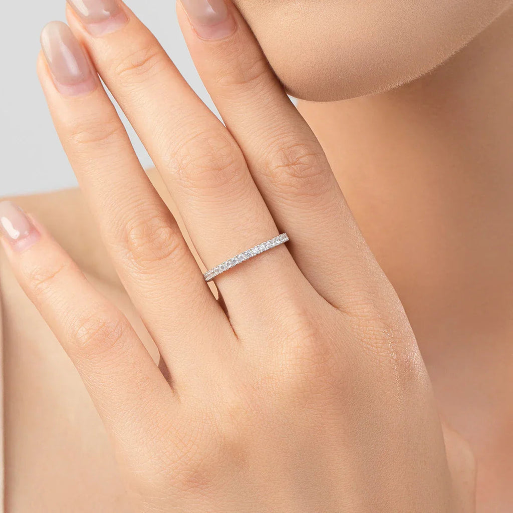 Shining Minimalist Eternity Ring - Eliza-Warszawa