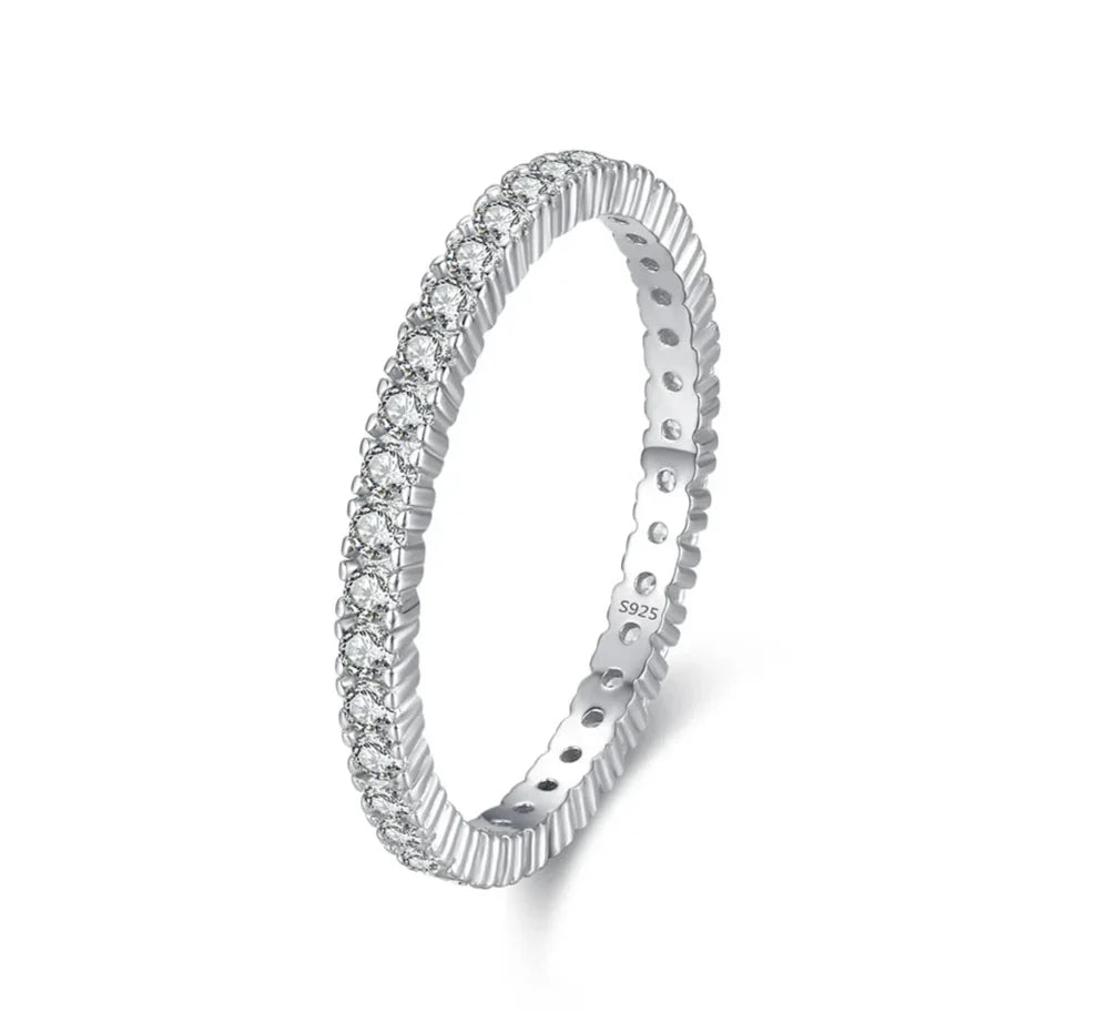 Shining Minimalist Eternity Ring - Eliza-Warszawa