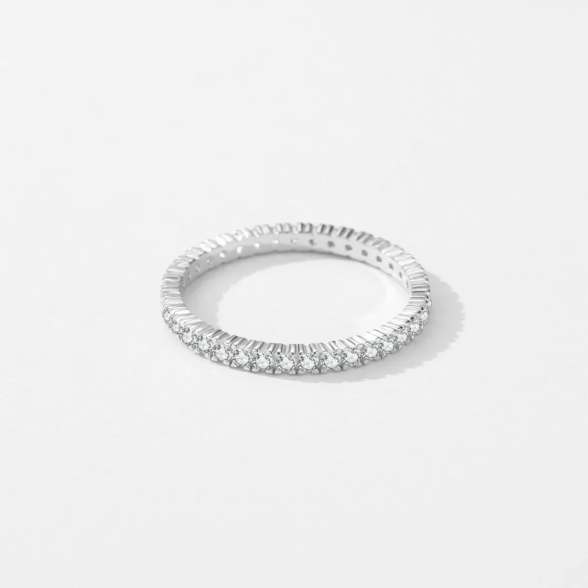 Shining Minimalist Eternity Ring - Eliza-Warszawa