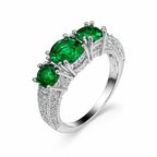 Shiny Timeless Emerald Stones Ring - Eliza-Warszawa