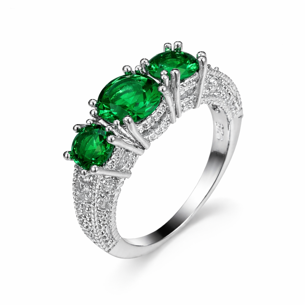 Shiny Timeless Emerald Stones Ring - Eliza-Warszawa