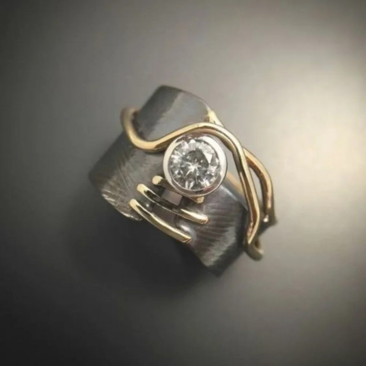Silver Glow Vintage Ring