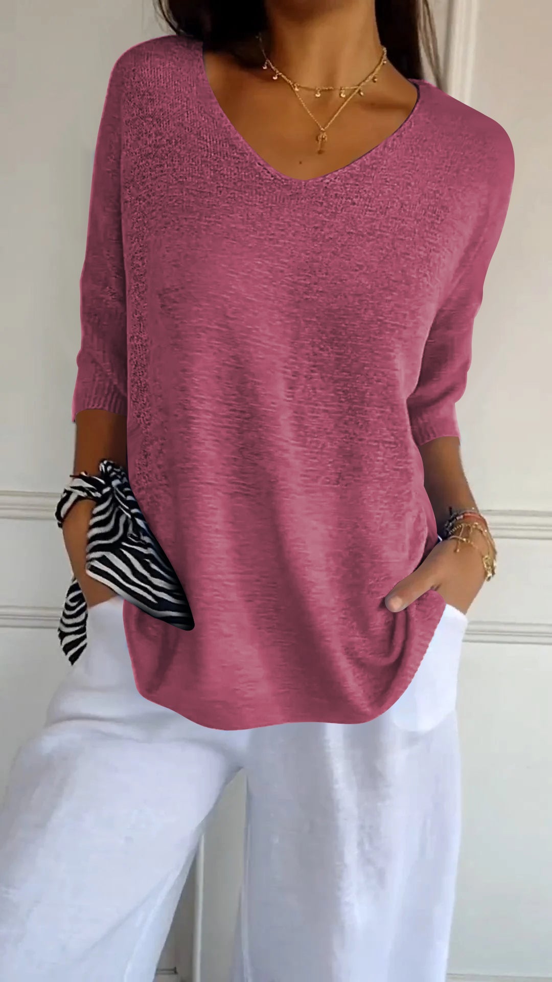 Solid Color Knitted V-neck Top - Eliza-Warszawa