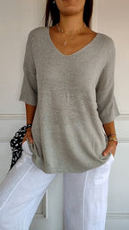 Solid Color Knitted V-neck Top - Eliza-Warszawa