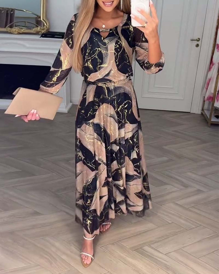 Sophie | Printed Waist-Defined Midi Dress with Elegant Three-Quarter Sleeves - Eliza-Warszawa