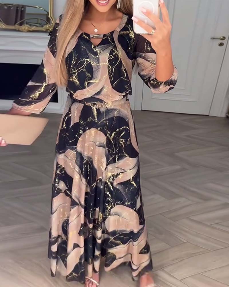 Sophie | Printed Waist-Defined Midi Dress with Elegant Three-Quarter Sleeves - Eliza-Warszawa