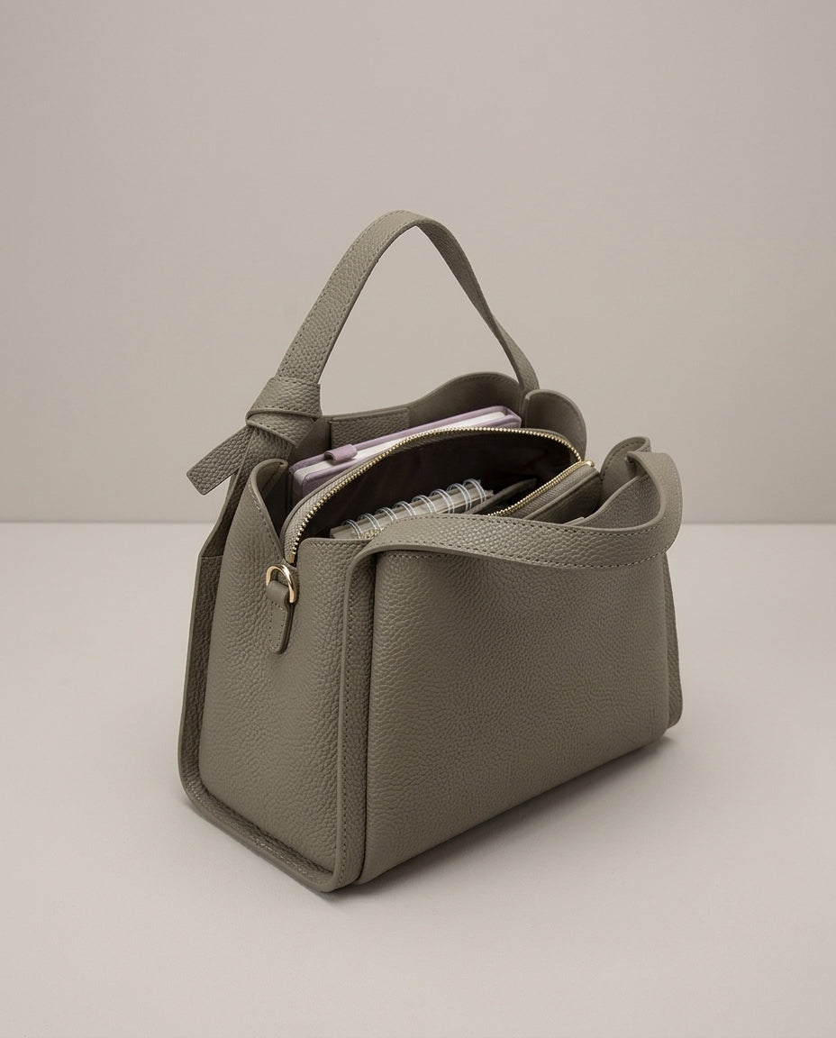 Stella Leather Bucket Bag - Eliza-Warszawa