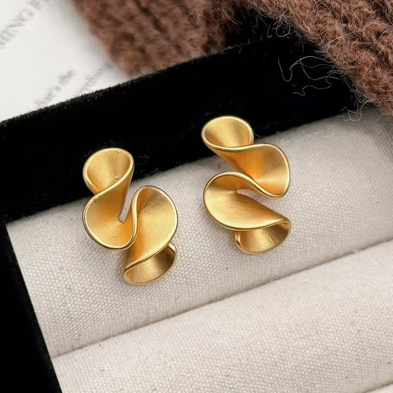 Sterling Silver 18K Gold Flower Stud Earrings - Eliza-Warszawa
