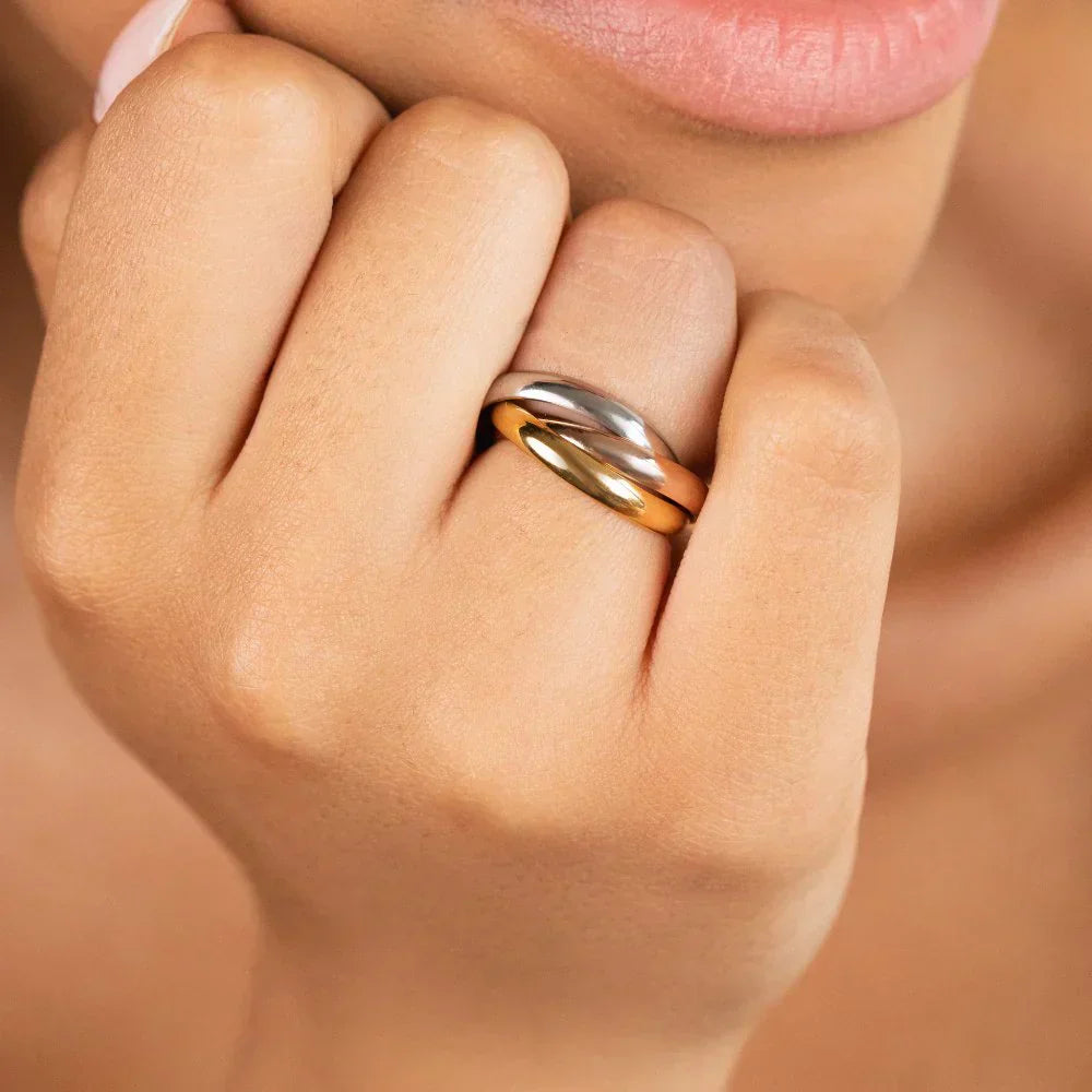 Trinity Interlocking Gold, Silver & Rose Band Ring - Eliza-Warszawa