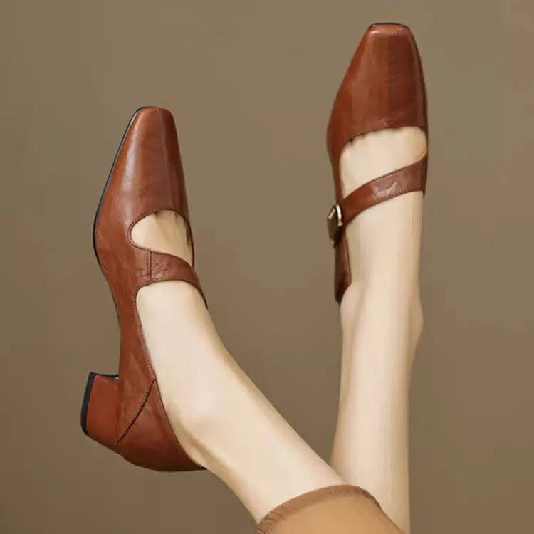 Verona Buckle Heels - Eliza-Warszawa