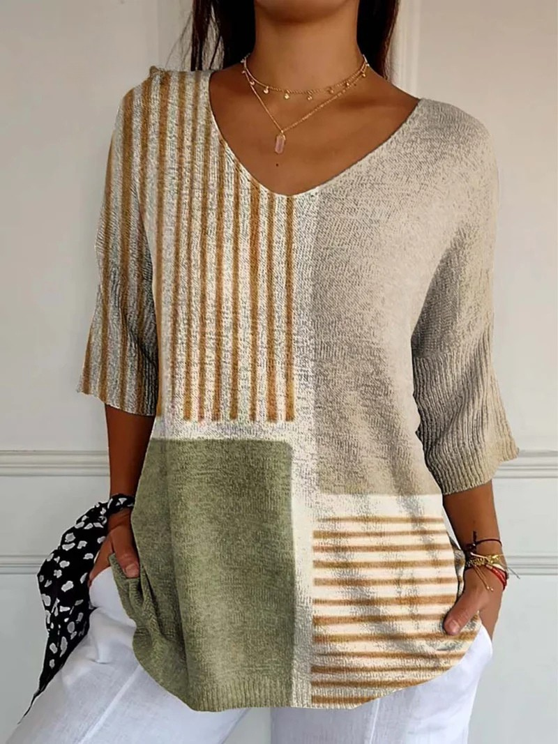 Women's Casual Knit Sweater with Abstract Geometric Pattern - Eliza-Warszawa