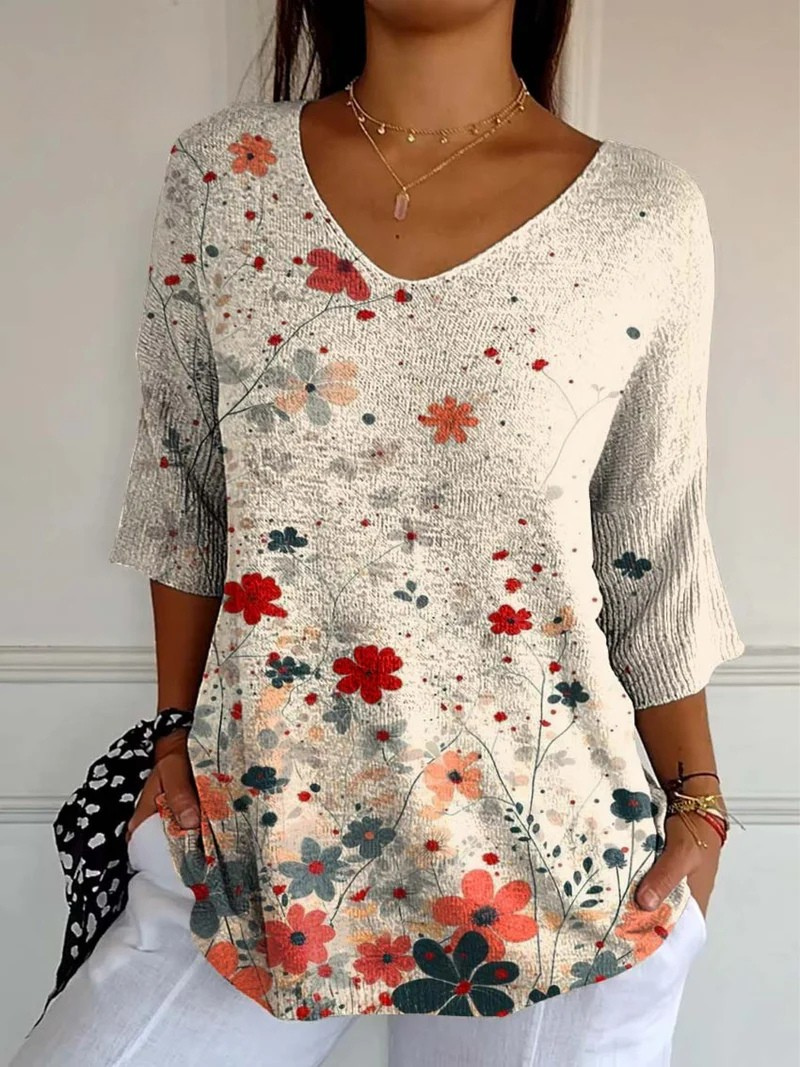 Women's Casual Knit Sweater with Vintage Floral Pattern - Eliza-Warszawa