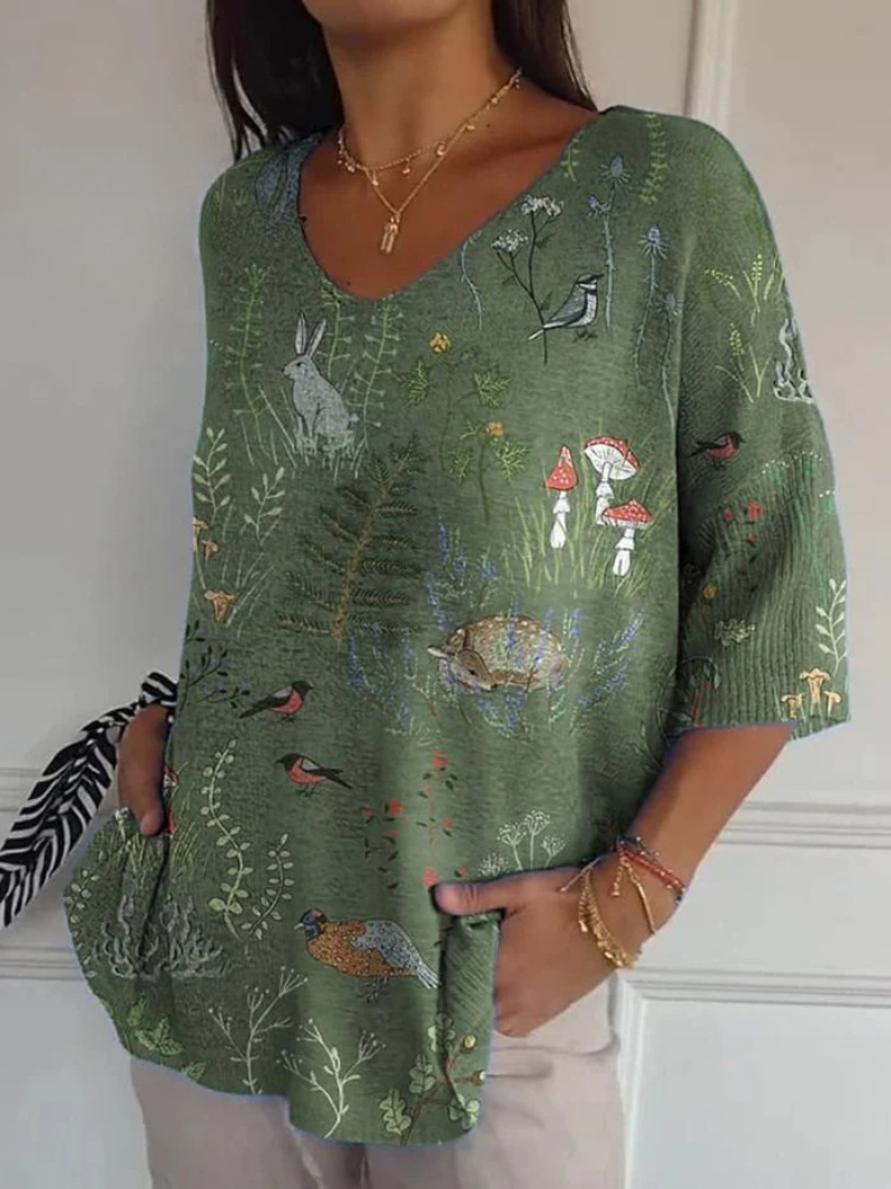 Women's Forest Pattern Sweater with Animals - Eliza-Warszawa